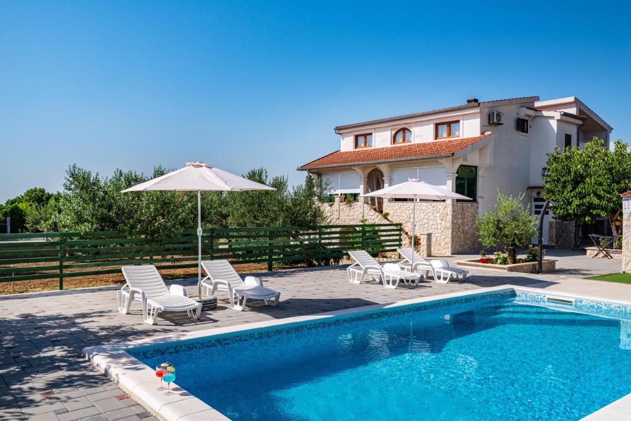 Villa Tome Donje Rastane Buitenkant foto