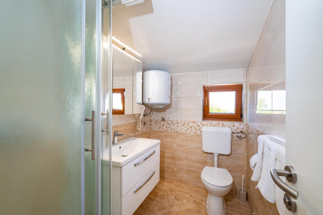 Villa Tome Donje Rastane Buitenkant foto